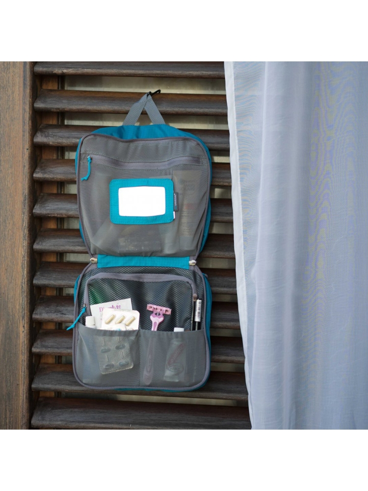 LifeVenture Wash Bag 22x18x8 Grey 142026 toiletartikelen online bestellen bij Kathmandu Outdoor & Travel