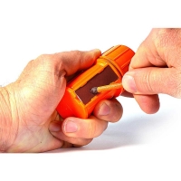 Uco Stormproof Match Kit .