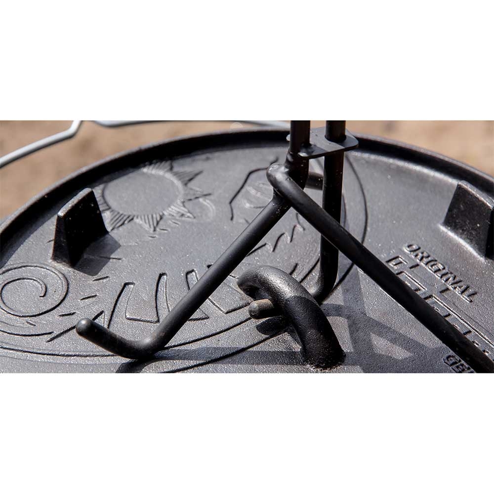 Petromax Professionele Deksel Lifter Zwart FTPLUS koken online bestellen bij Kathmandu Outdoor & Travel