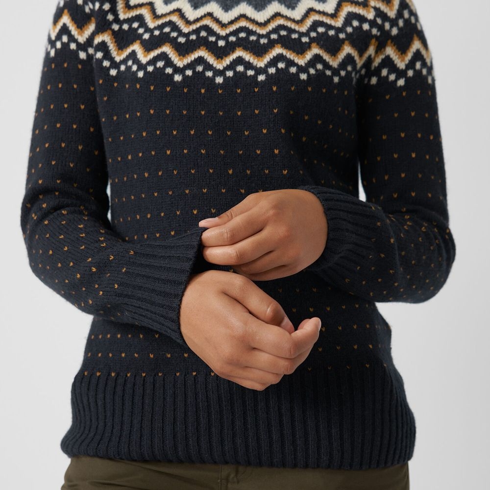 Fjällräven Övik Knit Sweater Women's Dark Navy 89941-555 fleeces en truien online bestellen bij Kathmandu Outdoor & Travel
