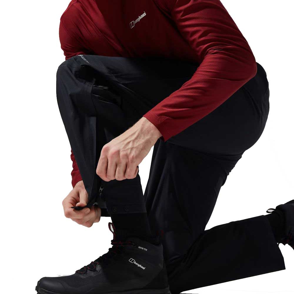 Berghaus Berghaus Paclite Pant 33 inch 32373-B50 Long broeken Berghaus Paclite Pant 33 inch Black 32373-B50 Long broeken online bestellen bij Kathmandu Outdoor & Travel