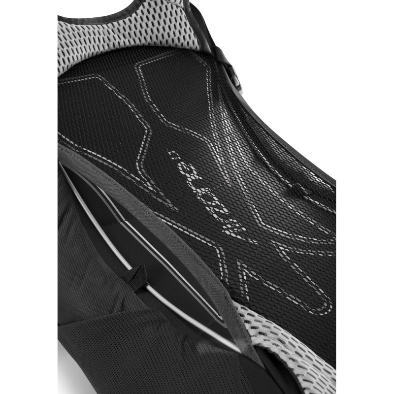Lowe Alpine Airzone Active 18 Black kleine dagrugzak (tot 19 liter)