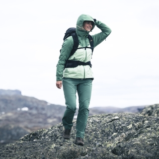 Bergans Skar Light 3L Shell Jacket Women's Light Jade Green/Dark Jade Gre