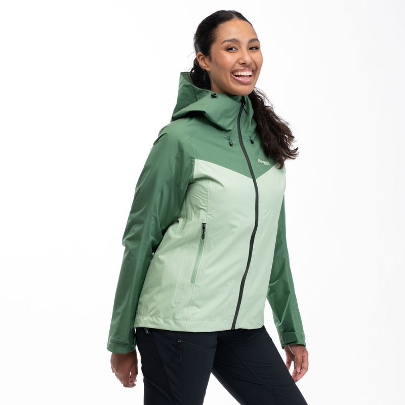 Bergans Skar Light 3L Shell Jacket Women's Light Jade Green/Dark Jade Gre