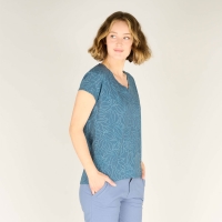 Sherpa Neha V-Neck Tee Women's HAZE LEAF