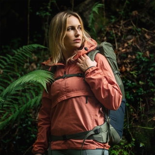 Lundhags Gliis II Anorak Women's Coral