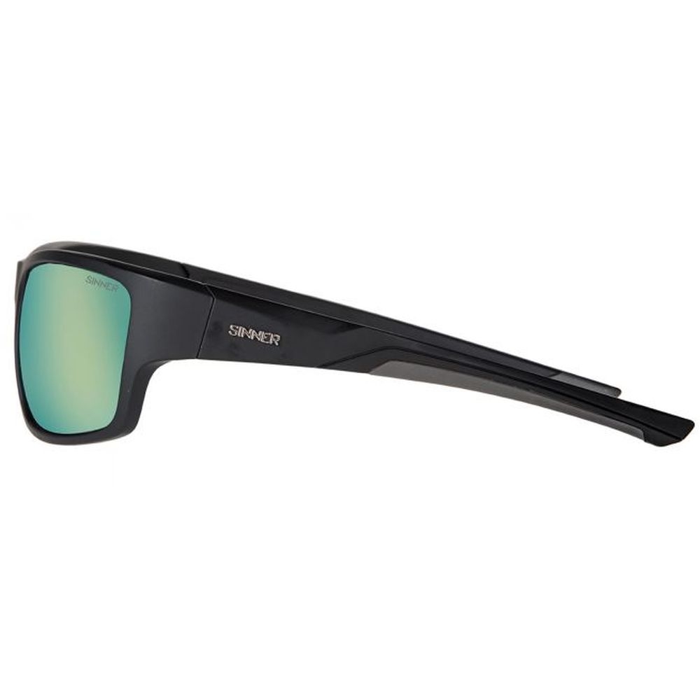 Sinner Lemmon Matte Black / Green Oil SISU-820-10-P29 zonnebrillen online bestellen bij Kathmandu Outdoor & Travel