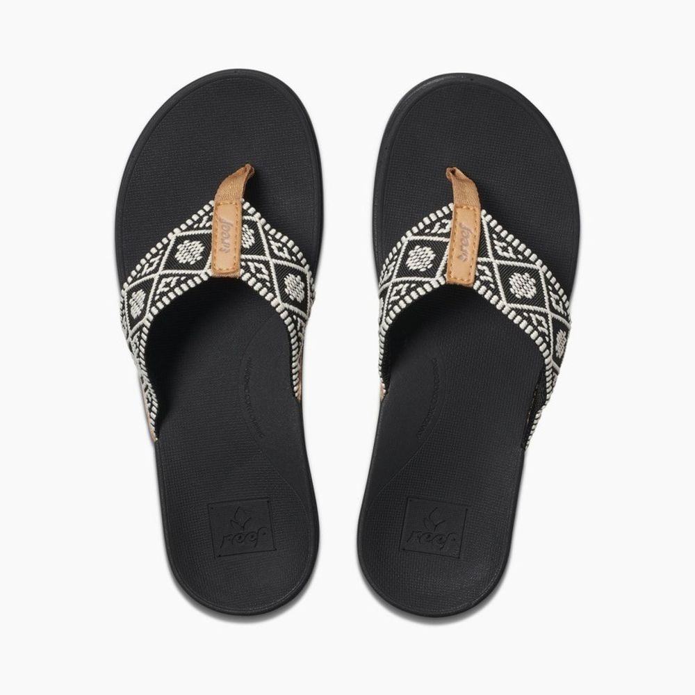 Reef Ortho Woven Women's Black/White RF0A3VDNBLW slippers online bestellen bij Kathmandu Outdoor & Travel