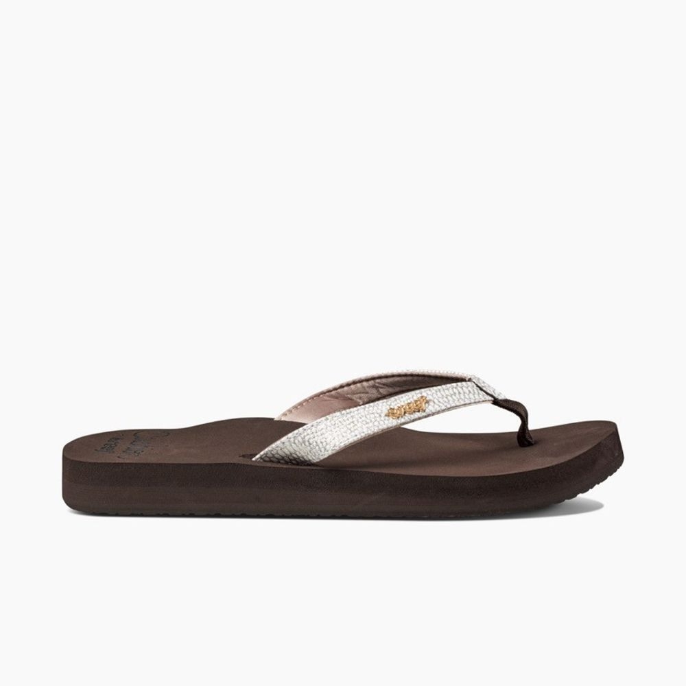 Reef Star Cushion Sassy Women's Brown/White RF001384BNW slippers online bestellen bij Kathmandu Outdoor & Travel