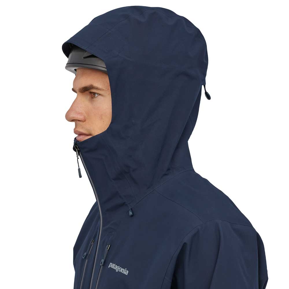 Patagonia Triolet GTX Jacket Classic Navy 83402-CNY jassen online bestellen bij Kathmandu Outdoor & Travel