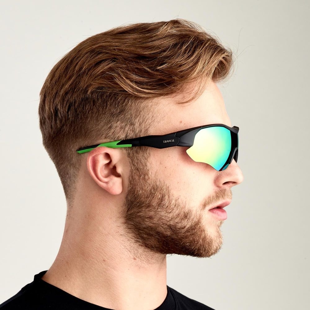 Sinner Triple Black SISU-811-10-58 zonnebrillen online bestellen bij Kathmandu Outdoor & Travel