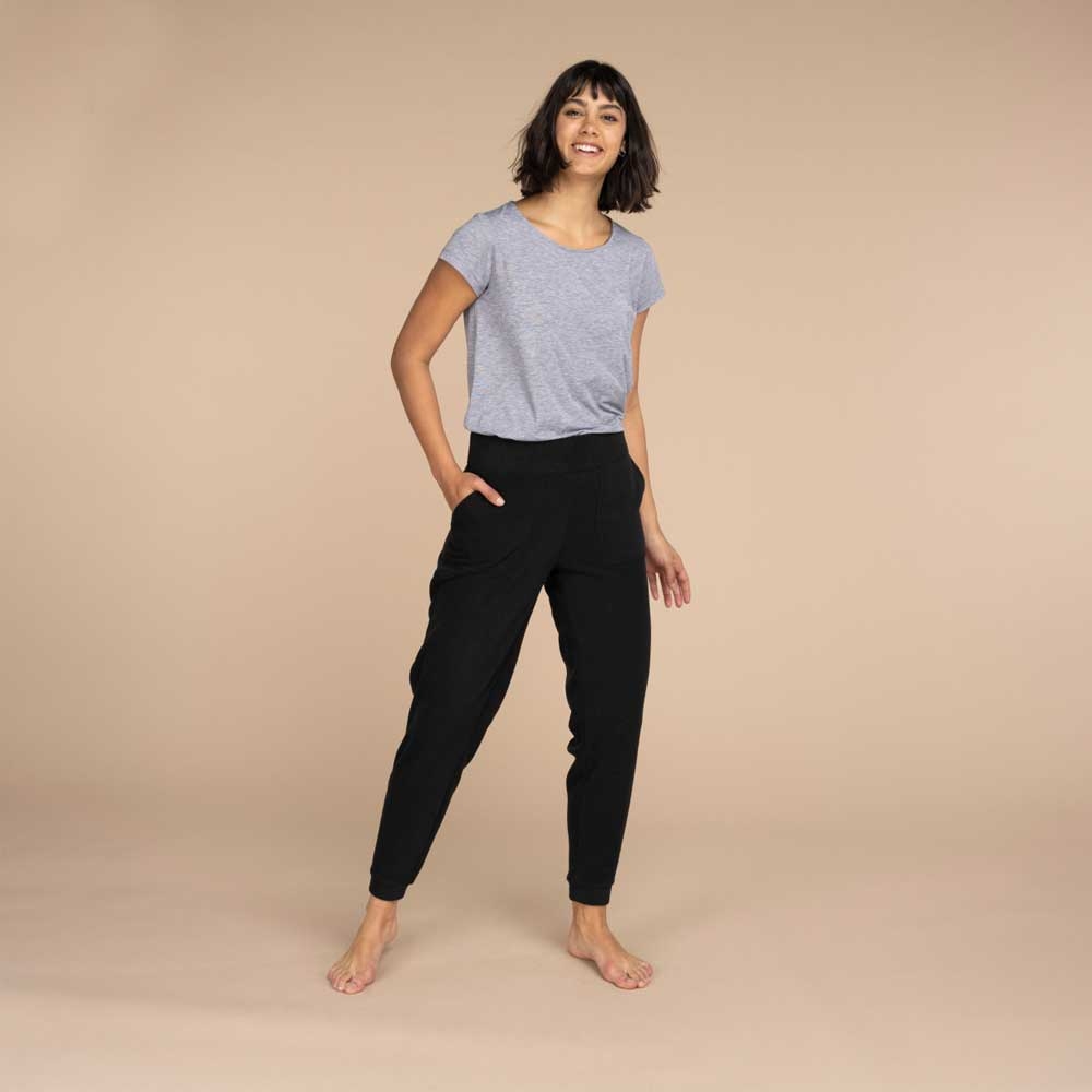 Sherpa Adventure Gear Rolpa Jogger Pants Women's Black SW23024-030 broeken online bestellen bij Kathmandu Outdoor & Travel