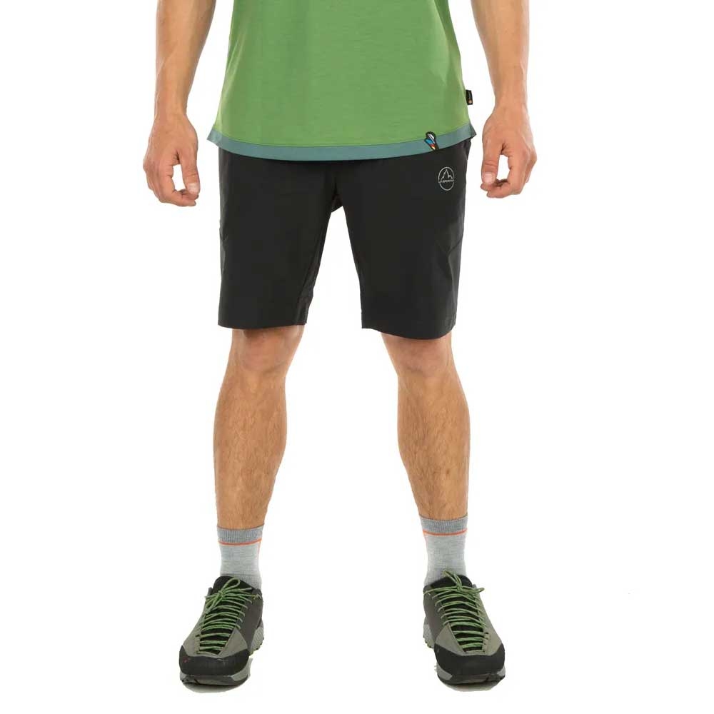 La Sportiva Guard Short Black/Carbon P58-999900 broeken online bestellen bij Kathmandu Outdoor & Travel