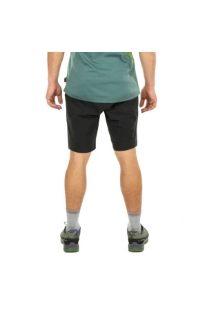 La Sportiva Guard Short Black/Carbon P58-999900 broeken online bestellen bij Kathmandu Outdoor & Travel
