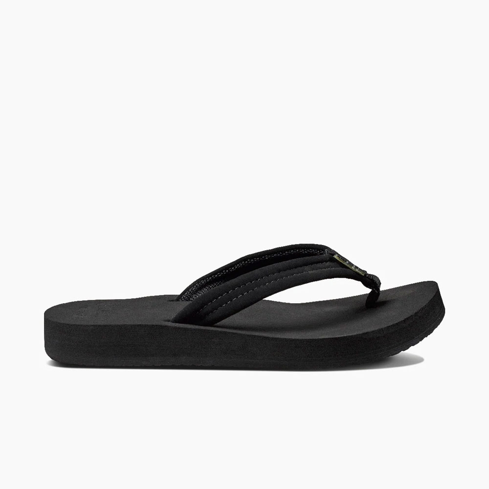 Reef Cushion Breeze Women's Black/Black RF001454BK2 slippers online bestellen bij Kathmandu Outdoor & Travel