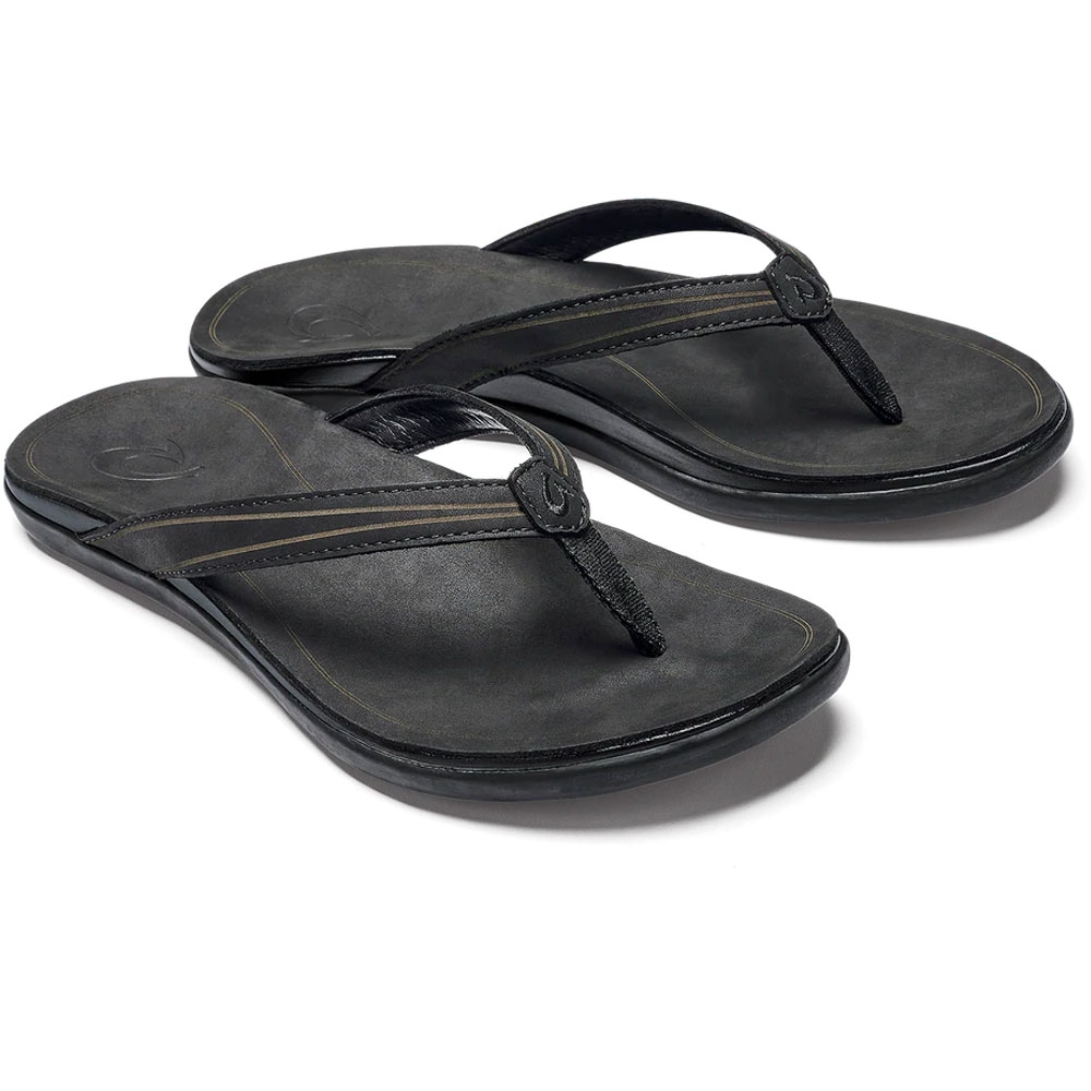 Olukai Aukai Women's Black/Black 20442-4040 slippers online bestellen bij Kathmandu Outdoor & Travel