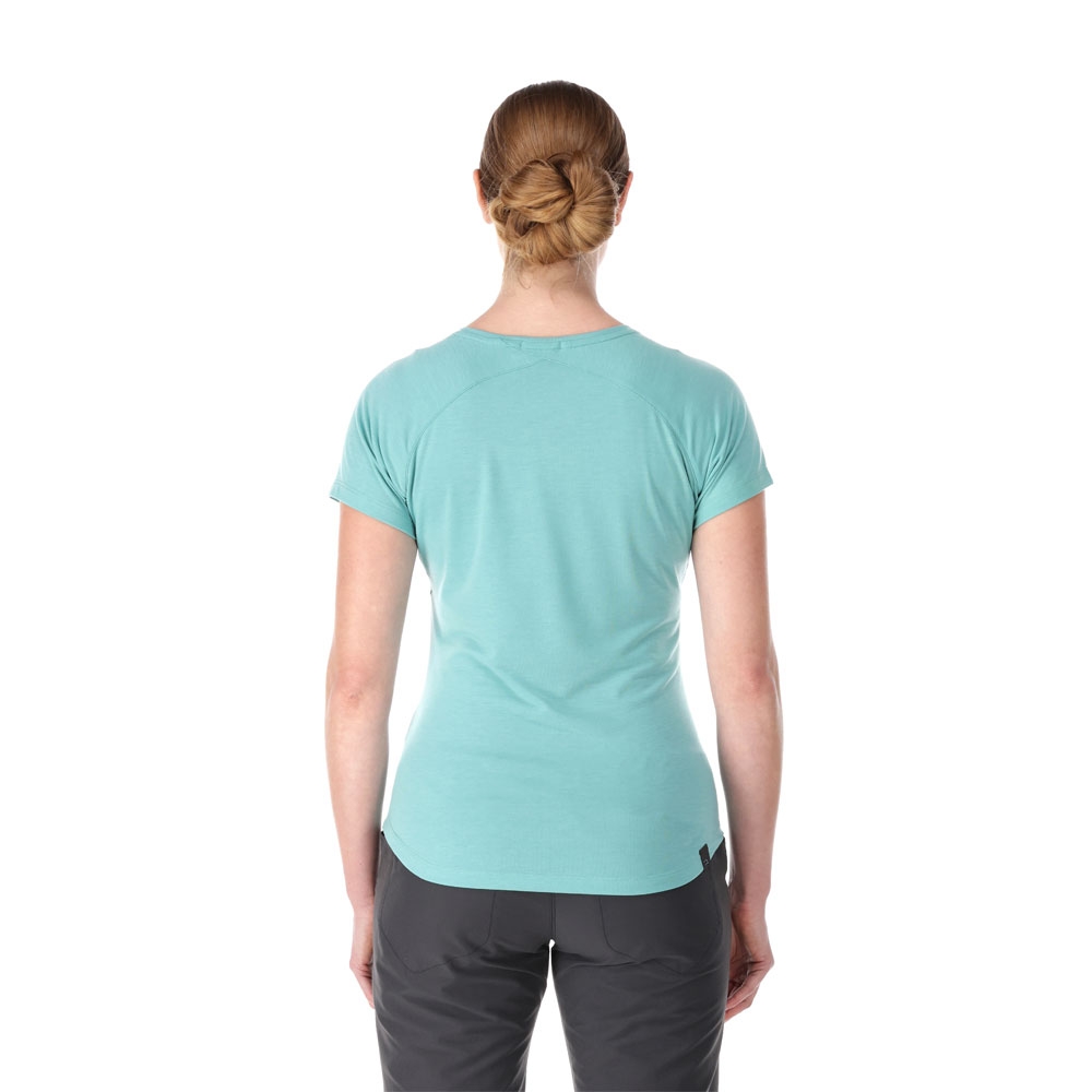 Rab Lateral Tee Women's Meltwater QCB-73-MEL shirts en tops online bestellen bij Kathmandu Outdoor & Travel