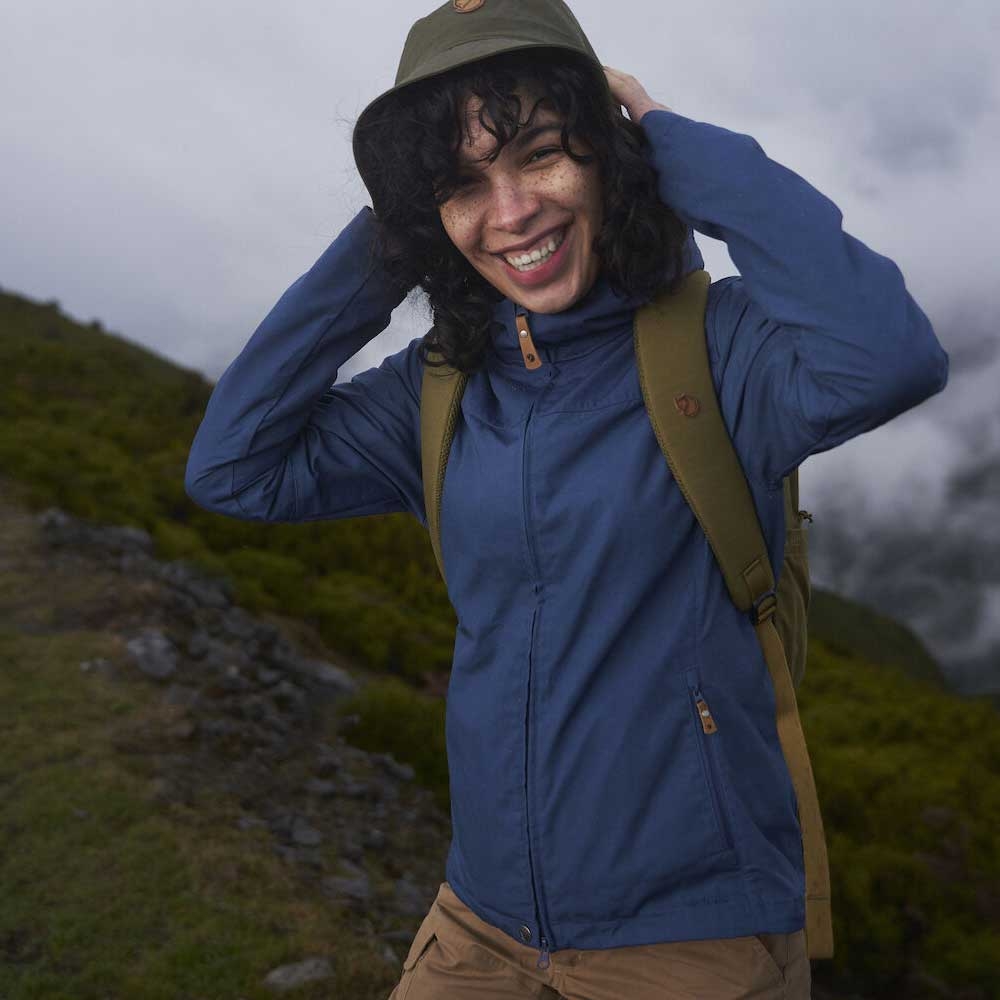 Fjällräven Stina Jacket Women's Indigo Blue 89234-534 jassen online bestellen bij Kathmandu Outdoor & Travel