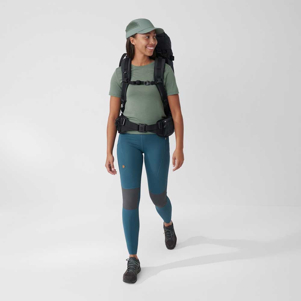 Fjällräven Abisko Trekking Tights Pro Women's Indigo Blue-Iron Grey 84771-534-048 broeken online bestellen bij Kathmandu Outdoor & Travel