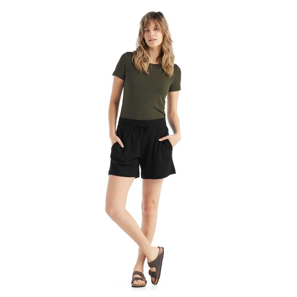 Icebreaker Crush Shorts Women's Black 0A56D6-IB001 broeken online bestellen bij Kathmandu Outdoor & Travel