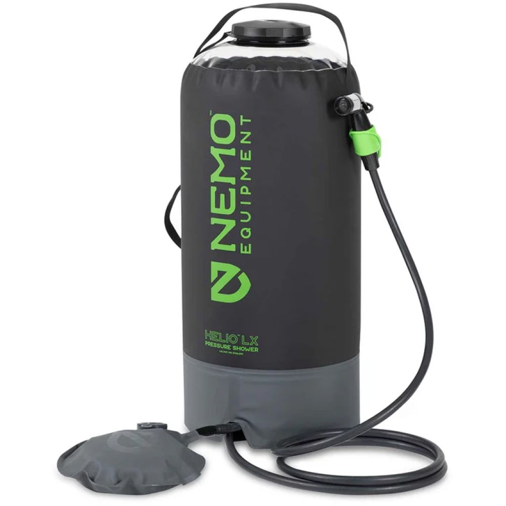 Nemo Helio LX Pressure Shower Black/Apple Green 8116.66032010 wassen online bestellen bij Kathmandu Outdoor & Travel
