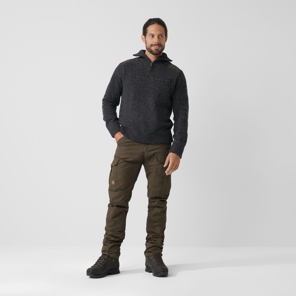 Fjällräven Koster Sweater  Dark Grey 90487-030 fleeces en truien online bestellen bij Kathmandu Outdoor & Travel