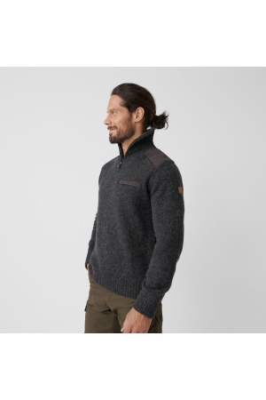 Fjällräven Koster Sweater  Dark Grey 90487-030 fleeces en truien online bestellen bij Kathmandu Outdoor & Travel