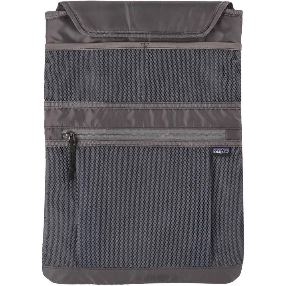Patagonia Refugio Day Pack 30L Black 47928-BLK dagrugzakken online bestellen bij Kathmandu Outdoor & Travel