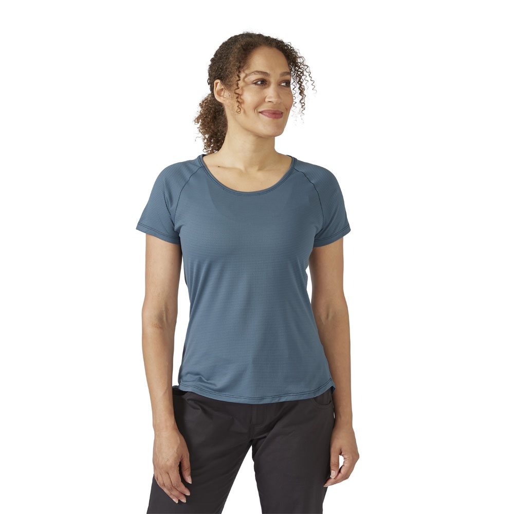 Rab Aleya Tee Women's Orion Blue QBL-48-ORB shirts en tops online bestellen bij Kathmandu Outdoor & Travel