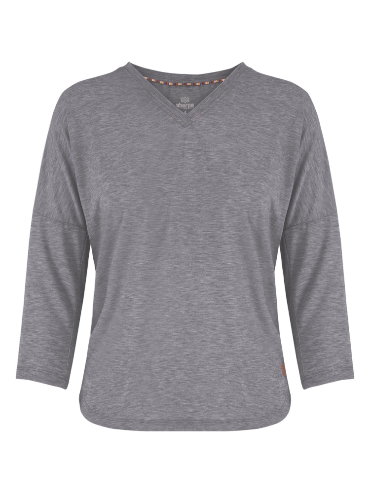 Sherpa Adventure Gear Asha V-Neck 3/4 Sleeve Top Women's KHARANI GREY SW21024-390 shirts en tops online bestellen bij Kathmandu Outdoor & Travel