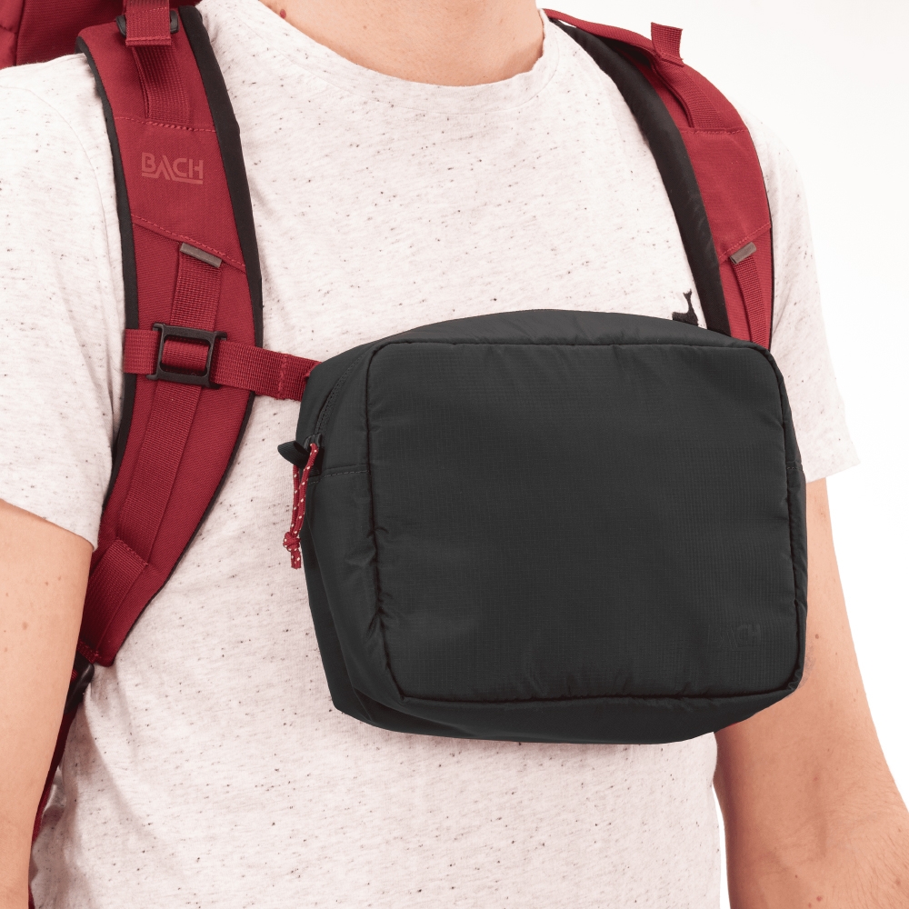 Bach Pocket Chest Padded M Black B297077-0001M trekkingrugzakken online bestellen bij Kathmandu Outdoor & Travel