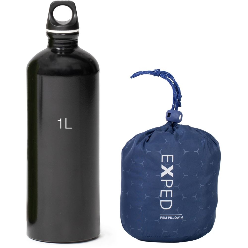 Exped REM Pillow M Blue Mountain Print E7843349 slaapzakken online bestellen bij Kathmandu Outdoor & Travel