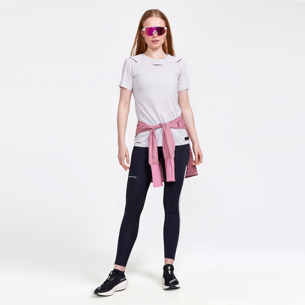 Craft Pro Hypervent Short Sleeve Tee Women's Flex 1910433-932000 shirts en tops online bestellen bij Kathmandu Outdoor & Travel