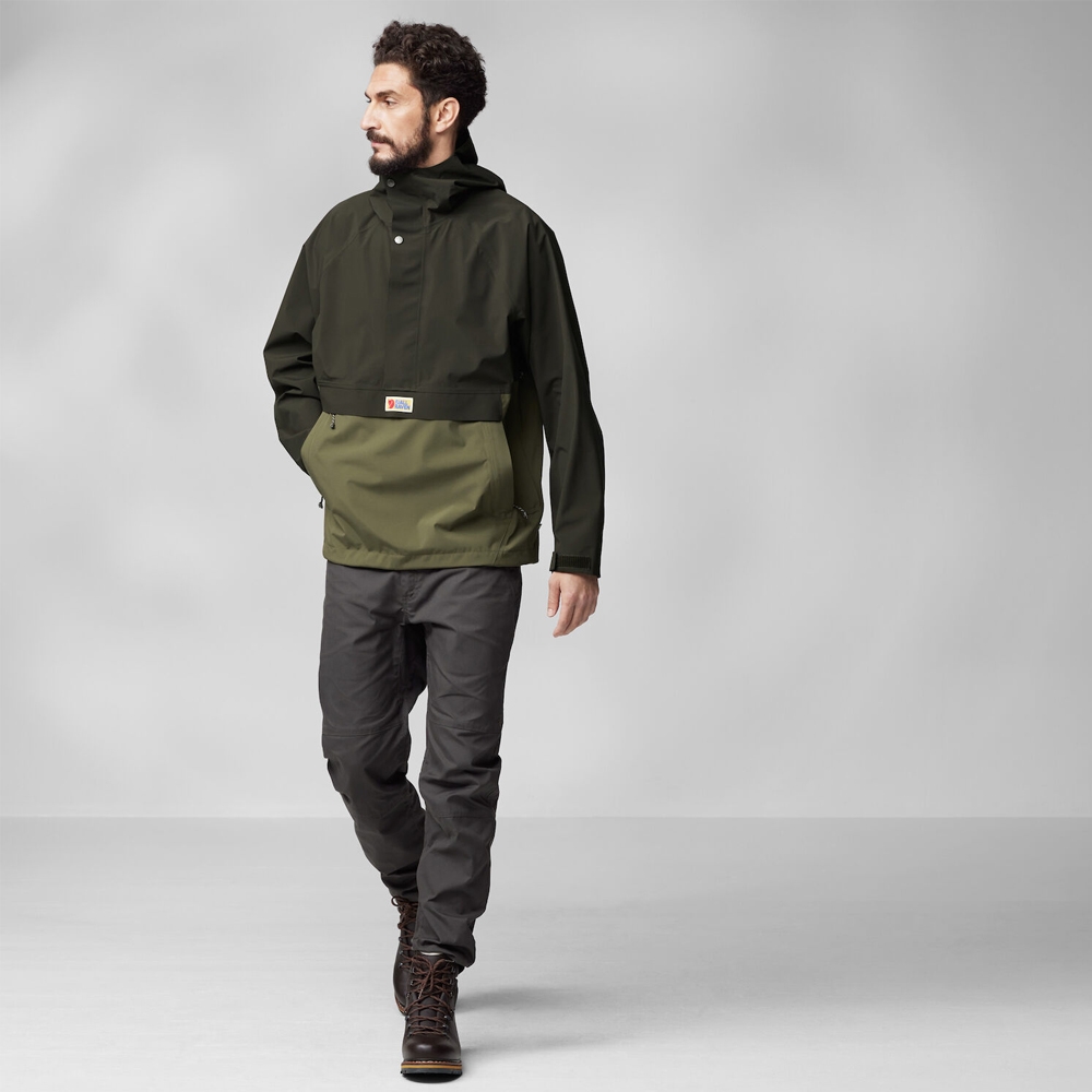 Fjällräven Vardag Hydratic Anorak Deep Forest-Laurel Green 86688-662-625 jassen online bestellen bij Kathmandu Outdoor & Travel