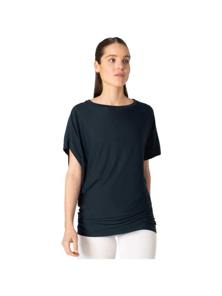 Super Natural Yooga Loose Tee Women's Blueberry SNW013470-W01 shirts en tops online bestellen bij Kathmandu Outdoor & Travel
