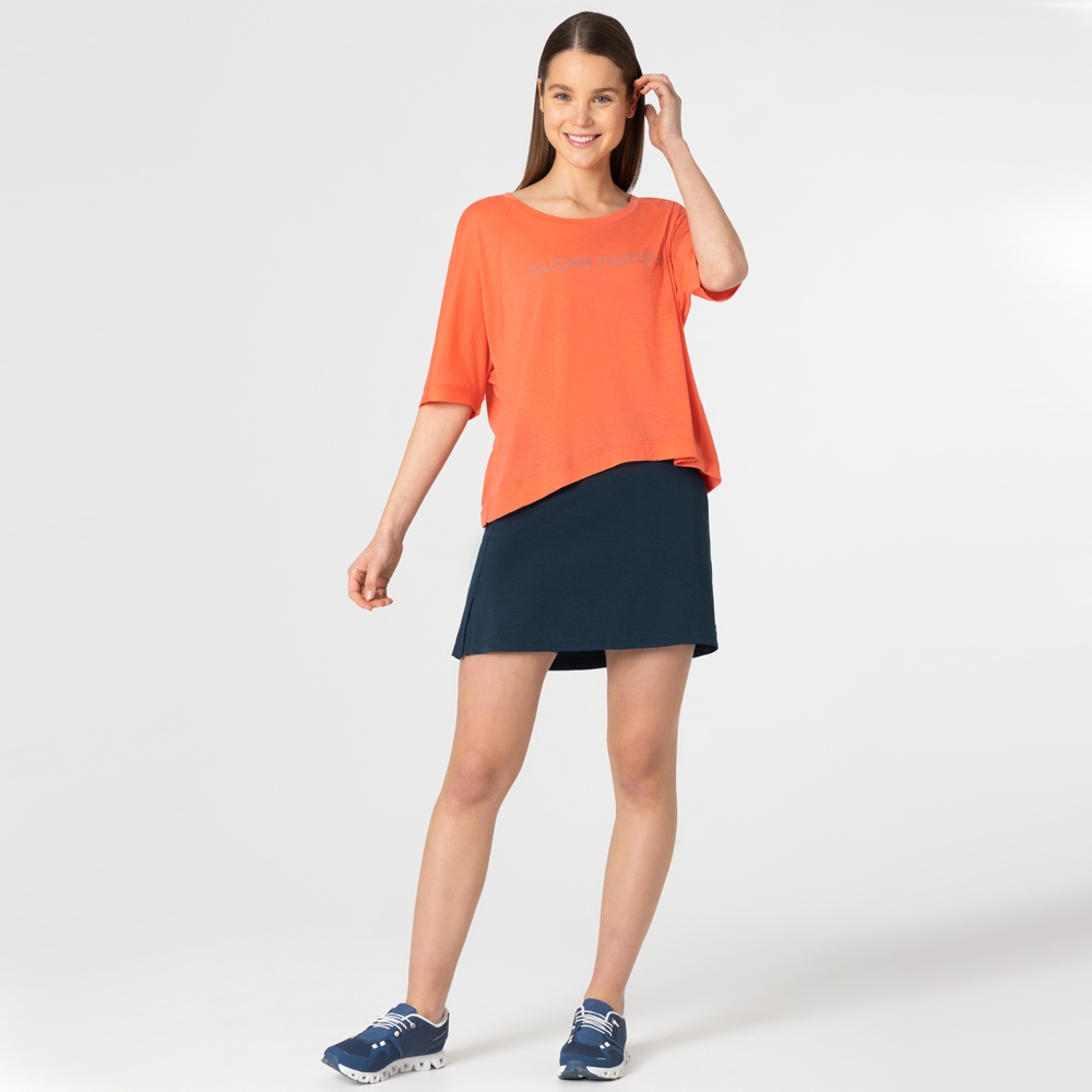 Super Natural Sporty Skort Women's Blueberry SNW017950-W01 jurken en rokken online bestellen bij Kathmandu Outdoor & Travel