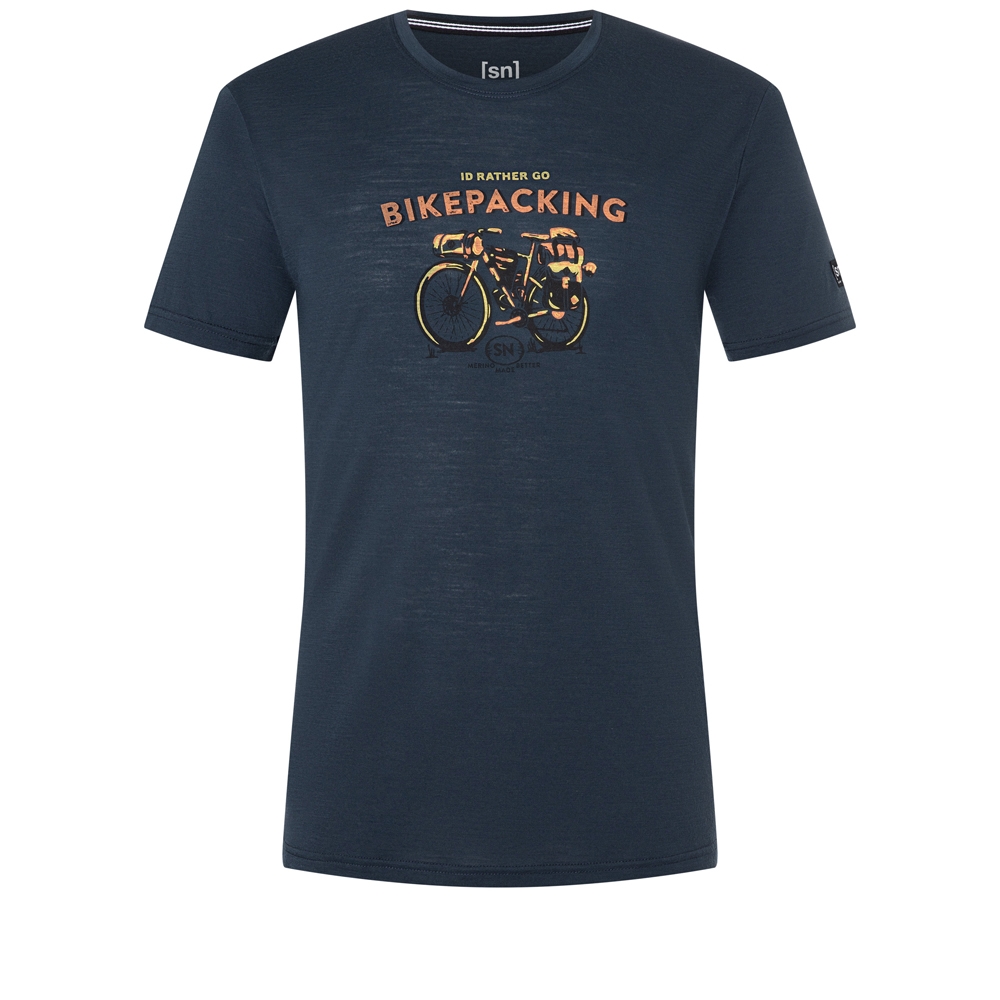 Super Natural Bikepacking Tee Blueberry/Various SNMP01100-W55 shirts en tops online bestellen bij Kathmandu Outdoor & Travel