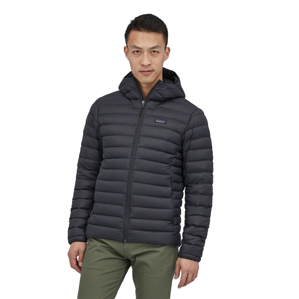 Patagonia Down Sweater Hoody Black 84702-BLK jassen online bestellen bij Kathmandu Outdoor & Travel