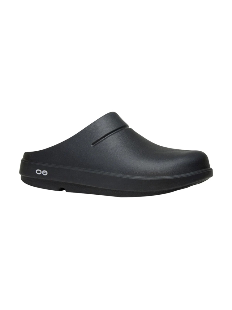 Oofos OOcloog Black/Matte 1200-BLCK slippers online bestellen bij Kathmandu Outdoor & Travel