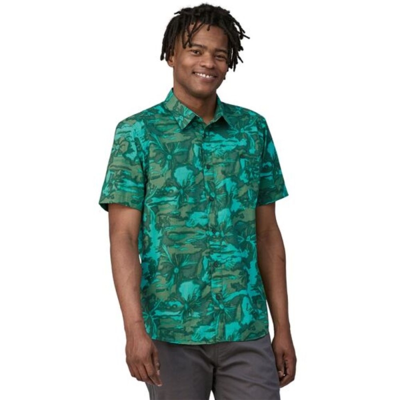 Patagonia Go To Shirt Cliffs and Waves: Conifer Gree