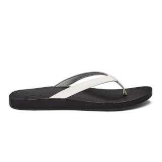 Olukai Puawe Women's White / Black