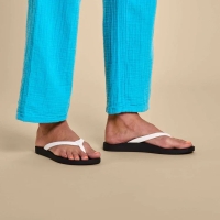 Olukai Puawe Women's White / Black