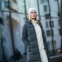 Ubr Infinity Down Coat Women's Night Olive