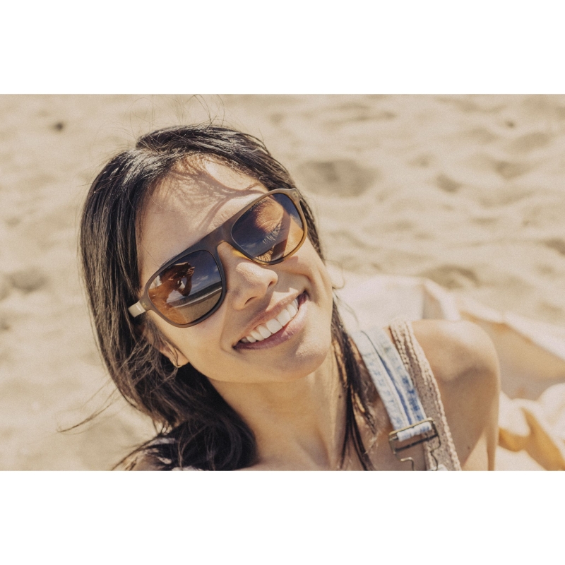 Sunski Shoreline Olive Amber