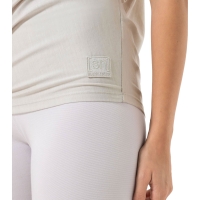 Super Natural Yoga Loose Bio J Tee Women's White Stone Melange