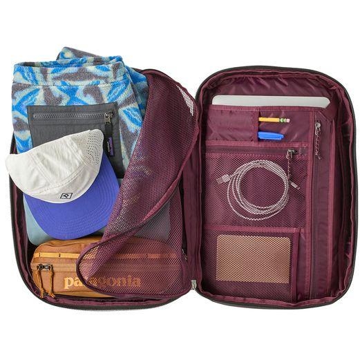 Patagonia Black Hole Micro MLC Berry Fig tot 39 liter
