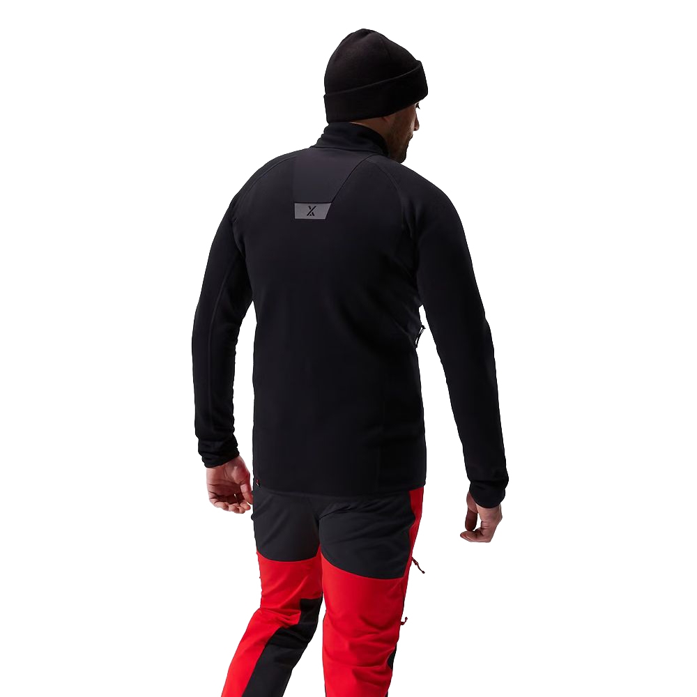 Berghaus Mountain Seeker ST Jacket BLACK/BLACK A001230-BP6 jassen online bestellen bij Kathmandu Outdoor & Travel