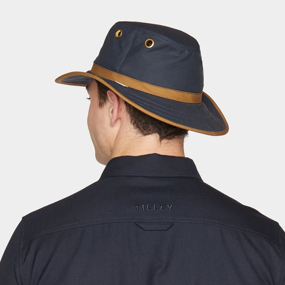 Tilley The Outback TW7 Navy/Britisch Tan HT7008-663 kleding accessoires online bestellen bij Kathmandu Outdoor & Travel