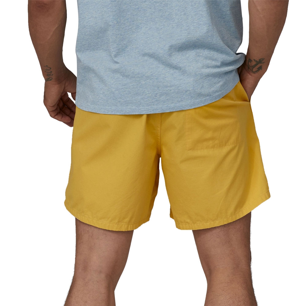 Patagonia Funhoggers Shorts Surfboard Yellow 57145-SUYE broeken online bestellen bij Kathmandu Outdoor & Travel