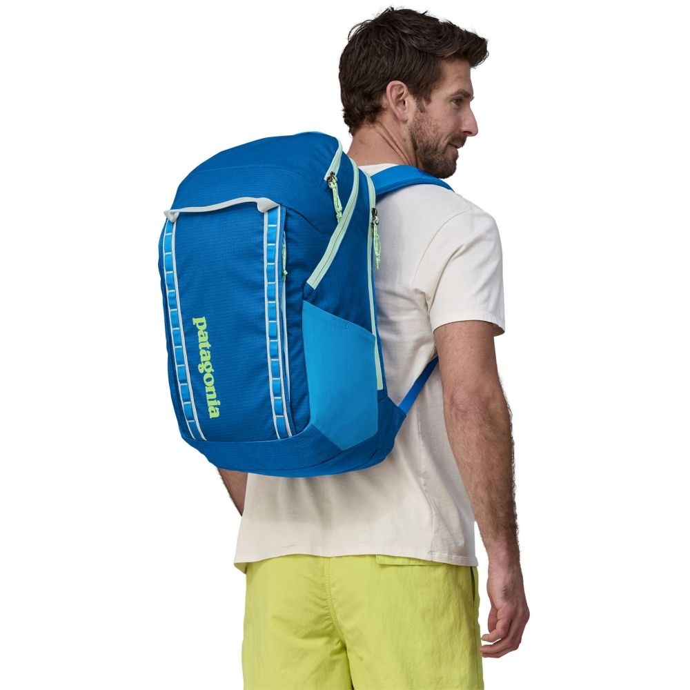 Patagonia Black Hole Pack 32L Vessel Blue 49302-VSLB dagrugzakken online bestellen bij Kathmandu Outdoor & Travel